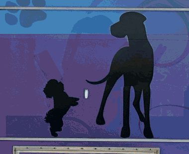 Silhouettes of a Great Dane and a small dog on the wrap